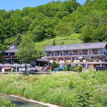 Landhotel Weinhaus Treis Weinähr Εξωτερικό φωτογραφία